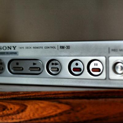 SONY RM-30
