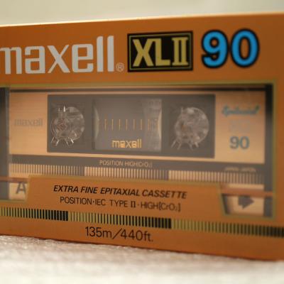 MAXELL XLII 90